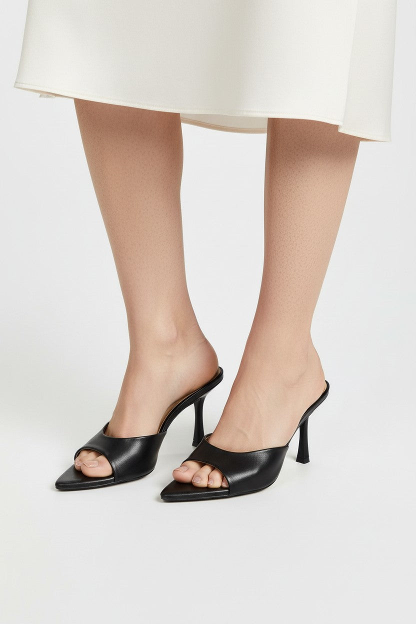 Black sandals with thin heels