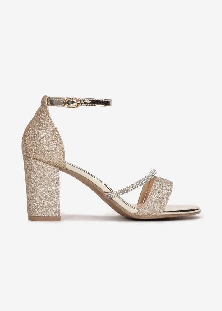 Zlatne sandale na blok petu - Cipelice