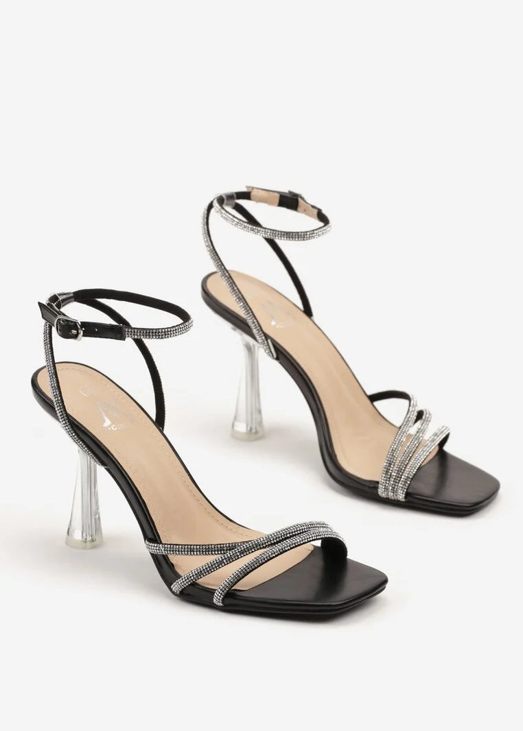 Crne sandale na tanku petu - Cipelice