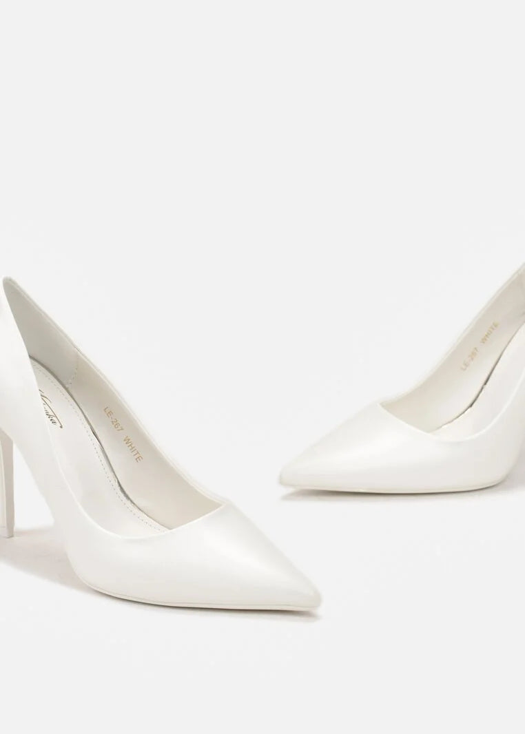 Bijele salonke na tanku petu - Cipelice