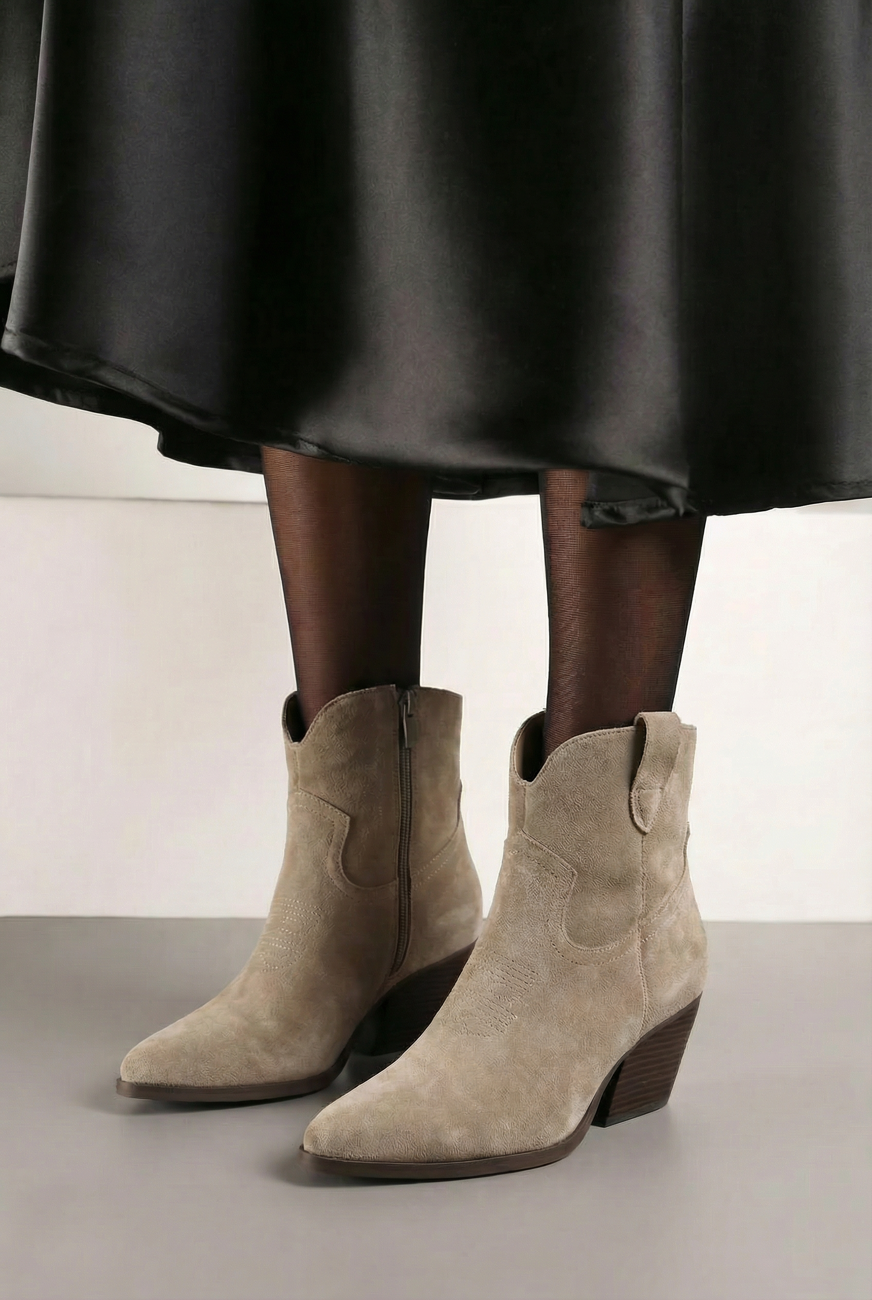 Khaki gležnjače na blok petu