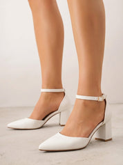 Bijele sandale na blok petu