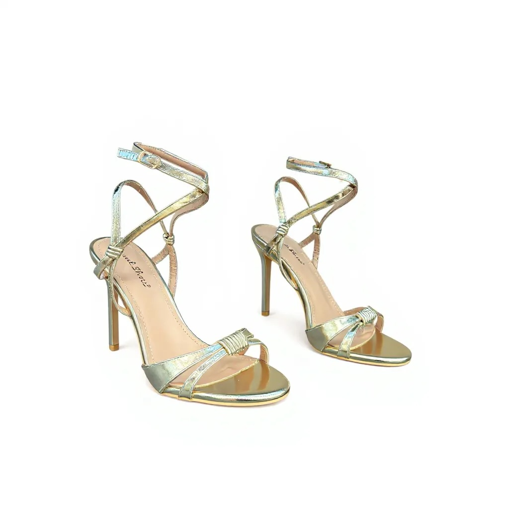 Gold sandals on a thin heel