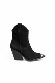 Black ankle boots with block heels