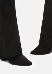 Crne brušene visoke čizme na blok petu