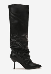 Black pleated boots with a thin heel 