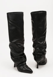 Black pleated boots with a thin heel 