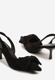 Crne štikle na tanku petu