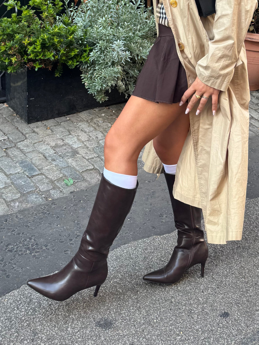 Brown boots with thin heels