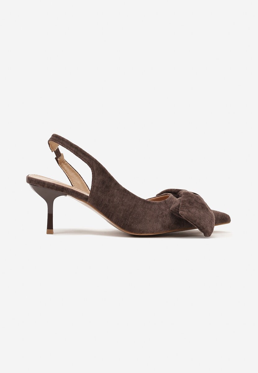 Smeđe štikle na tanku petu