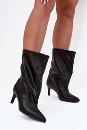 Black boots on a thin heel