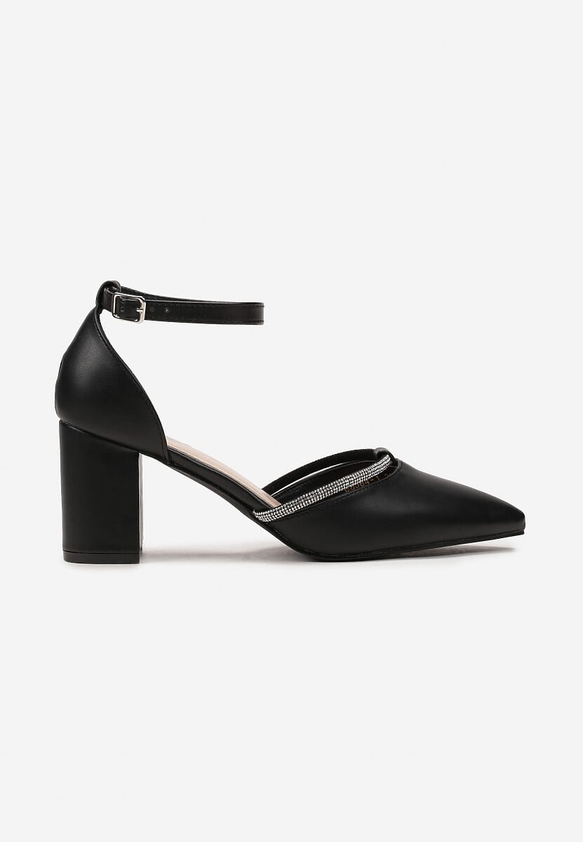 Crne sandale na blok petu
