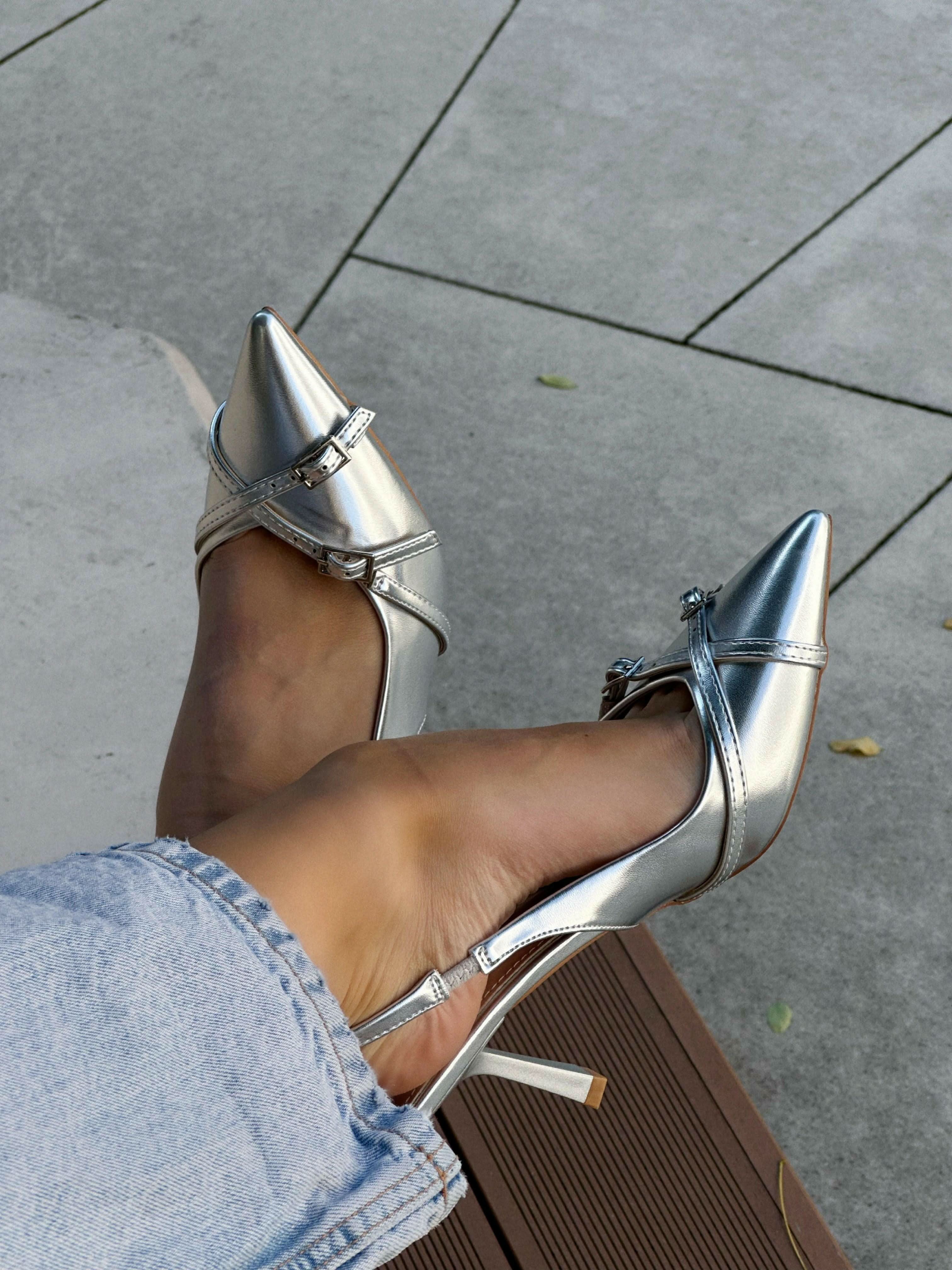 Silver štikle na tanku petu - Cipelice