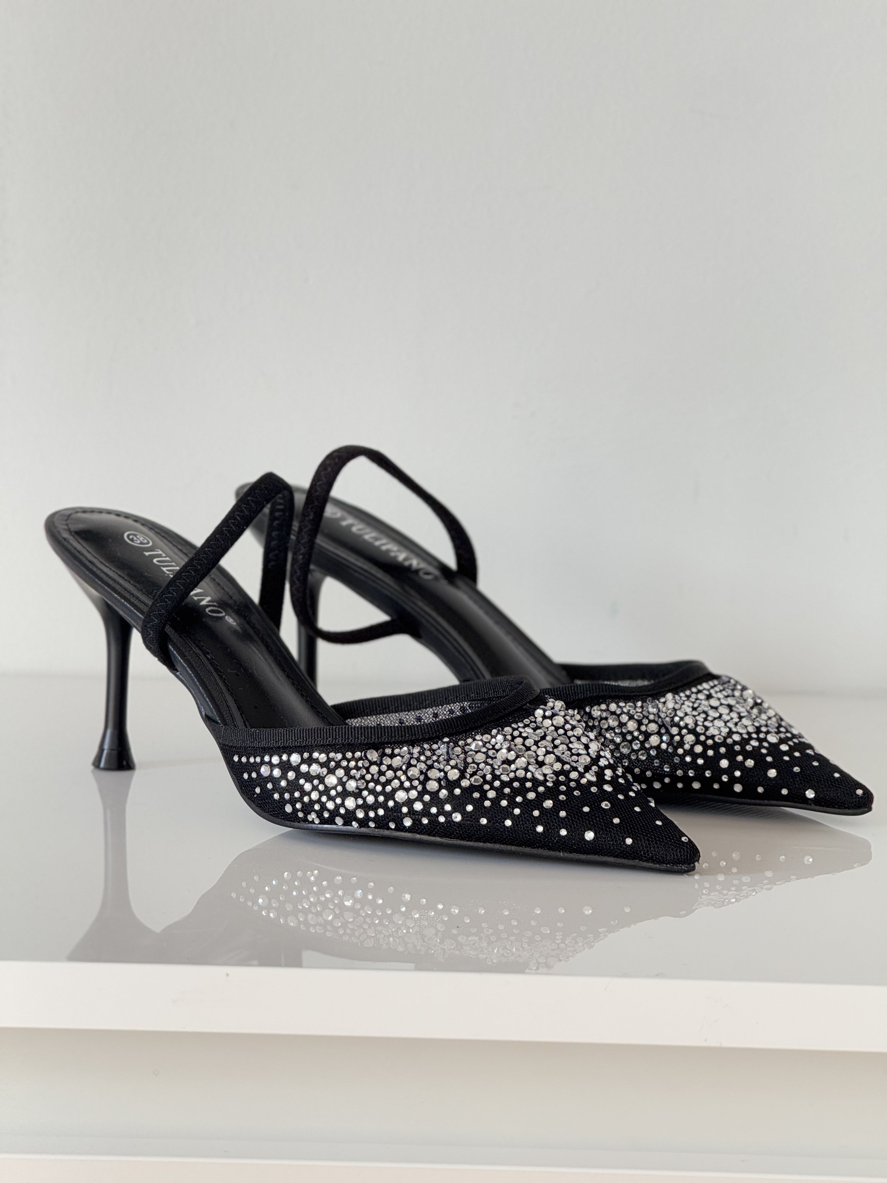 Crne štikle na tanku petu - Cipelice