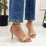 Bež sandale na tanku petu