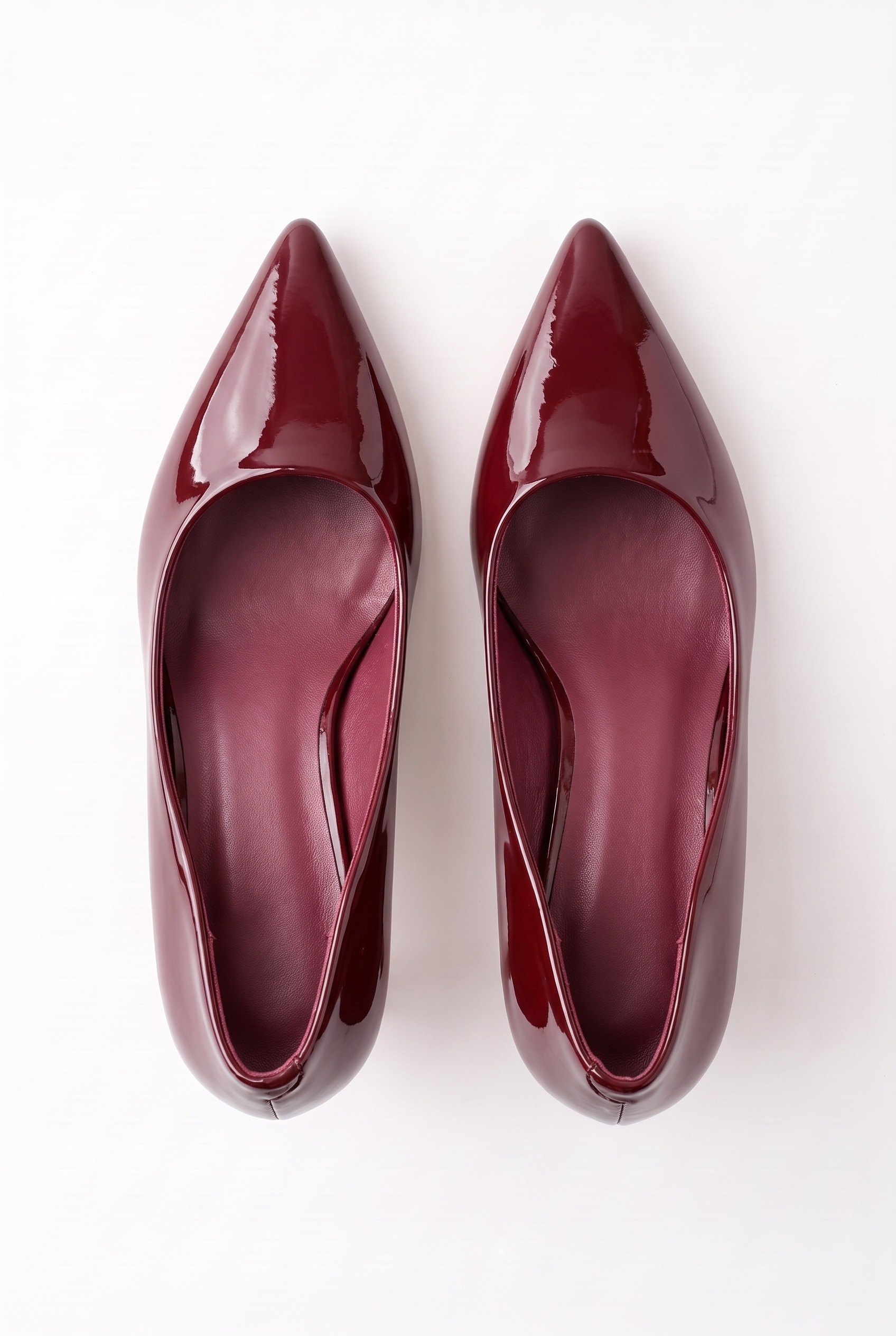 Beige lounge shoes on a thin heel
