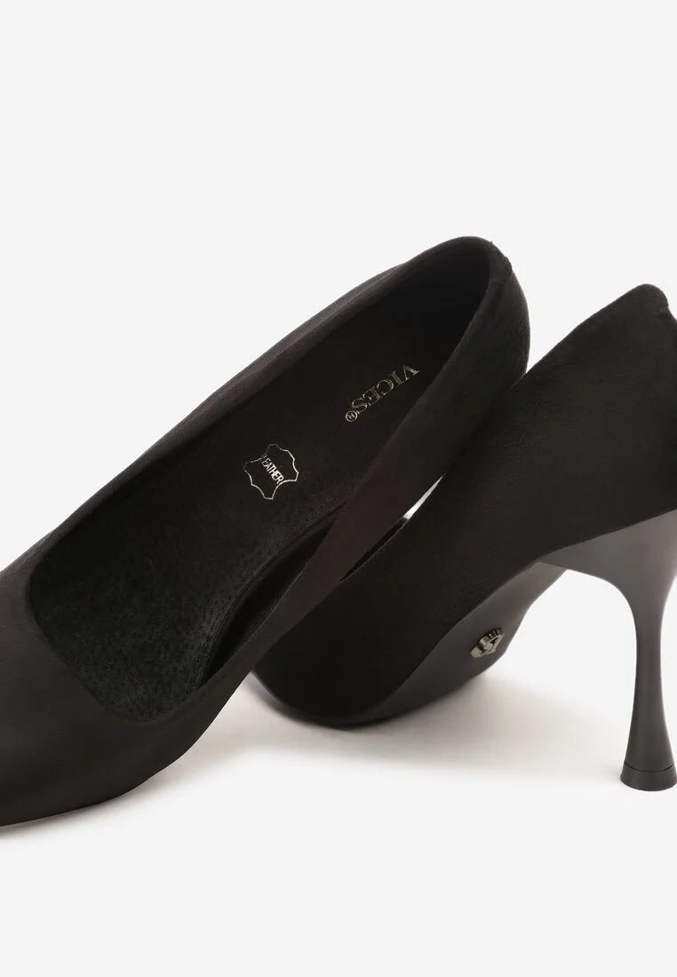 Black sandal pumps with a thin heel 