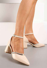 Block heel sandals